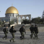 Israele, scontri nella moschea Al-Aqsa tra polizia e palestinesi