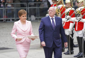 Scozia, arrestato marito ex premier Sturgeon