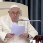 Ucraina, Papa Francesco: “Preghiamo per mamme soldati morti”