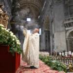 Vaticano, Papa celebra messa del crisma