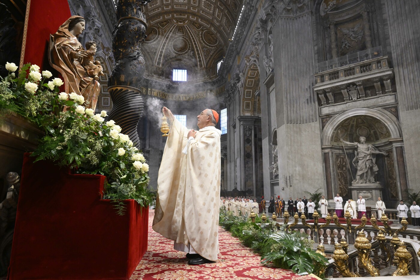 Vaticano, Papa celebra messa del crisma