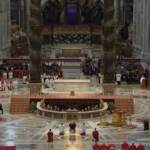 Papa Francesco alla messa del Venerdì Santo a San Pietro