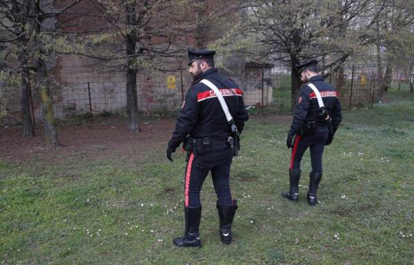 Brescia i carabinieri sul luogo dell’omicidio tra via Elba e via Creta