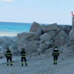 Tropea, crolla parte del costone a picco sul mare