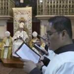 Gerusalemme, la messa del Sabato di Pasqua al Santo Sepolcro