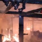 Arzachena, incendio distrugge chiosco sulla spiaggia Liscia Ruja
