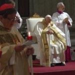 Pasqua, Papa: “A volte ci sentiamo impotenti davanti alla guerra”