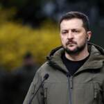 Ucraina, Zelensky: “Russia bombarda durante feste, si isola dal mondo”