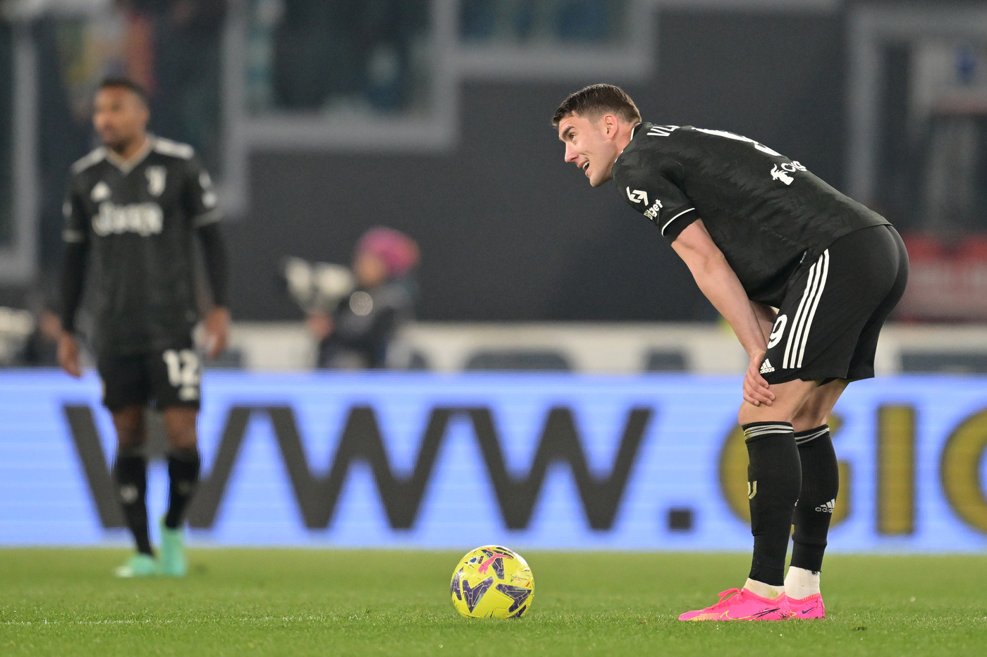 Vlahovic sospende suo account Instagram Vlahovic sospende suo account Instagram