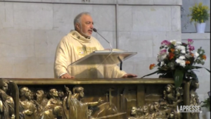 Alessandro Parini, il ricordo del parroco nell’omelia di Pasqua a Roma