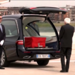 Mattarella accoglie a Ciampino feretro vittima dell’attentato Tel Aviv