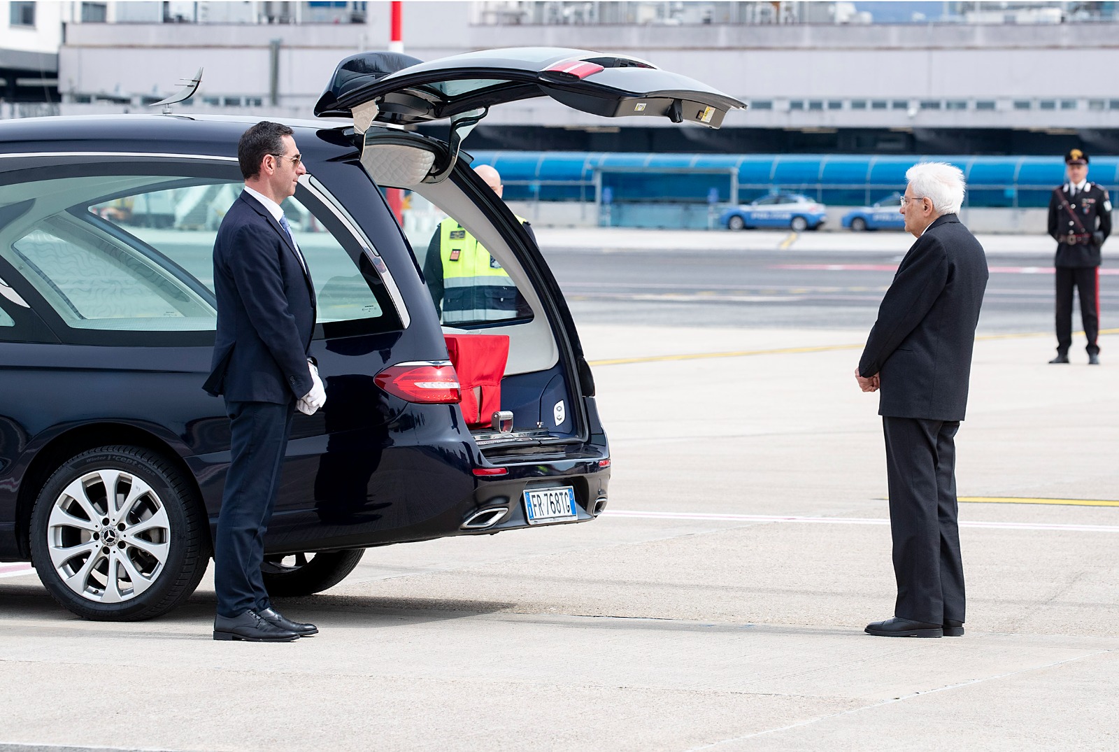 Attentato Tel Aviv, arrivata a Roma salma Parini