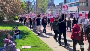Usa, migliaia di professori della Rutgers University in sciopero