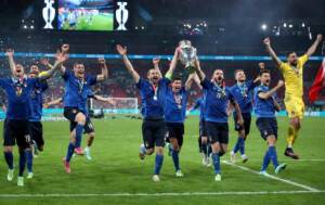 Euro2032, consegnato a Uefa dossier candidatura Italia