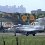 Taiwan, Cina vieta navigazione a nord dell’isola: “Detriti di razzi”