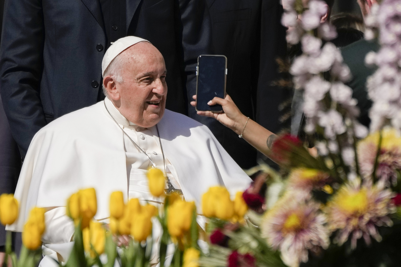 Donne, Papa: “Ci sono alcune nevrotiche”