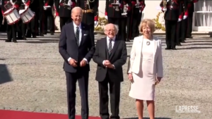 Irlanda, Biden a Dublino: incontro con il presidente Higgins