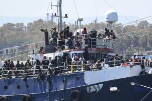 Nuovo sbarco di migranti a Catania