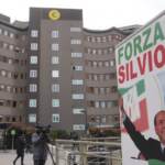 Silvio Berlusconi, oggi le dimissioni dal San Raffaele