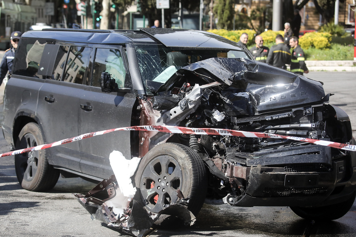 Ciro Immobile scontro tra la sua auto e un tram illesi lui e figlia