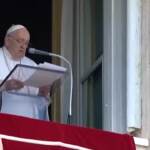 Papa difende Wojtyla su caso Orlandi: “Illazioni offensive e infondate”