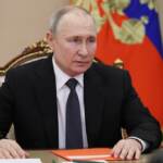 Russia, Putin incontra ministro difesa cinese
