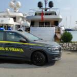 Sicilia, due tonnellate di cocaina galleggiavano in mare