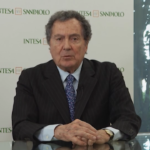 Intesa Sp, Gros-Pietro: “Da Fondo Beneficenza 20 milioni in 2023, agiamo ai margini”