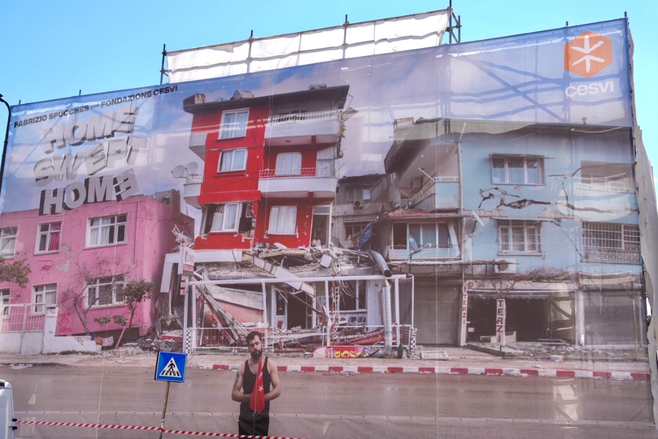 Fuorisalone, l’installazione provocatoria ‘Home Swept Home’
