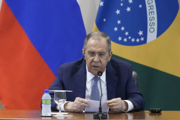 Ucraina, Lavrov: “Russia vuole al più presto la fine del conflitto”
