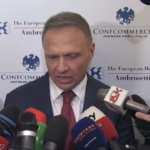 Migranti e “sostituzione etnica”, Lollobrigida: “Non conoscevo le tesi complottiste”