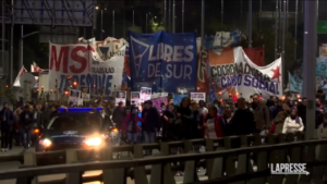 Argentina, proteste contro le politiche economiche del governo