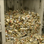 Belgio, distrutte 2.300 lattine di birra Usa definite ‘champagne’