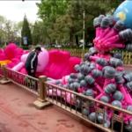 Giornata della Terra, a Pechino l’ultima opera dell’artista cinese Kong Ning