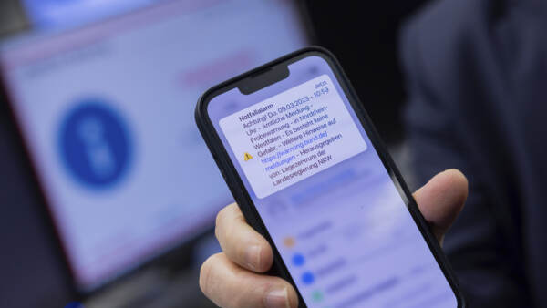 Regno Unito, oggi alle 15 test allerta nazionale