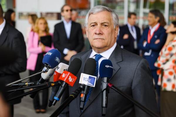 Antonio Tajani in visita al Salone del Mobile a Rho Fiera Milano