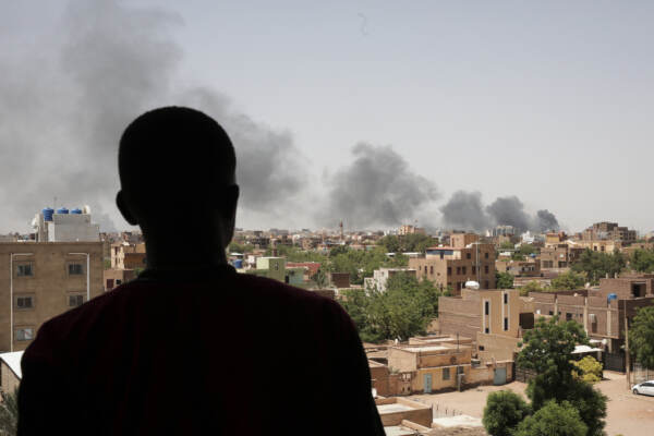 Sudan, continuano combattimenti nonostante il cessate il fuoco
