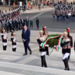 25 Aprile, Mattarella depone corona all’Altare della Patria