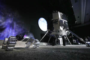 Spazio, sonda giapponese perde contatto durante allunaggio