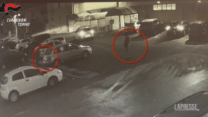 Torino, colpita ‘banda delle monetine’: i ladri in azione