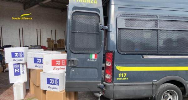 Salerno, sequestrata una tonnellata di sigarette di contrabbando