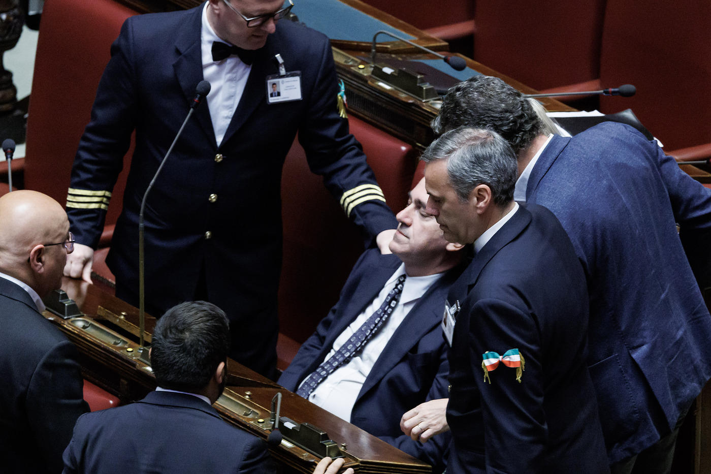Malore per Bonelli alla Camera, valori nella norma dopo accertamenti al Gemelli
