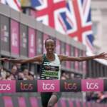 Sifan Hassan dopo maratona Londra: “Parigi 2024? Non è il momento di scegliere”