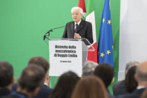 Mattarella a distretto meccatronica: “Lavoro motore della Repubblica”