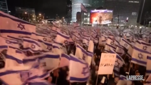 Israele, in decine di migliaia alla protesta contro la riforma giudiziaria