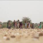 Sudan, decine di migliaia in fuga dal paese verso il Ciad