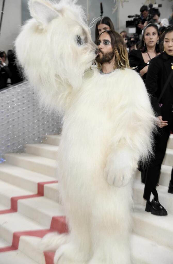 Galleria foto 'Met Gala 2023, tutti i look dei vip sul red carpet' - foto 6