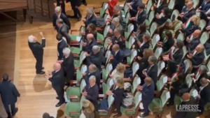 Mattarella a Cesena, applausi al suo ingresso al teatro ‘Bonci’