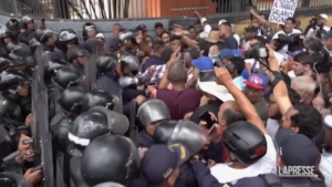 Venezuela, manifestanti chiedono aumenti di salari e pensioni