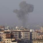 Israele, esercito colpisce Striscia di Gaza con attacchi aerei